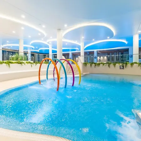 Golden Aqua Polanki Strefa , Basen Zewnetrzny Oraz Silownia W Cenie Appartement